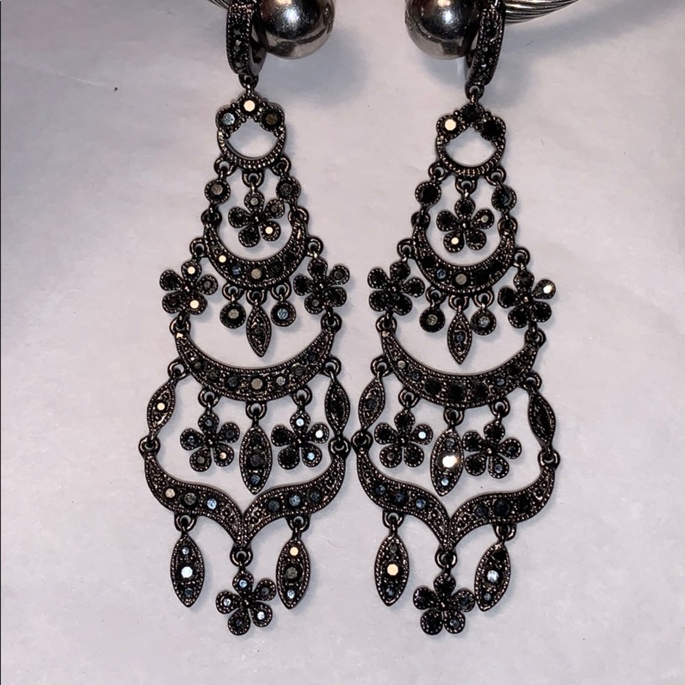 Chandelier dangling sparkly beautiful earrings